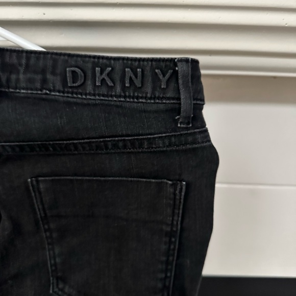 DKNY distressed pants - Picture 3 of 4